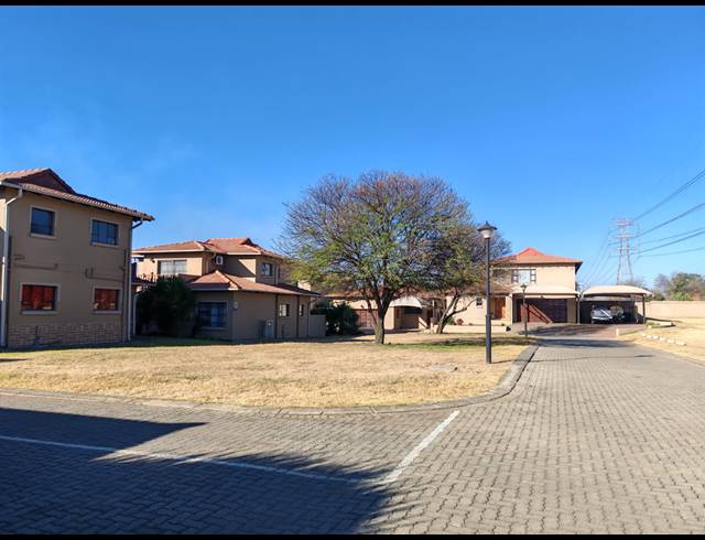 244M² VACANT LAND FOR SALE IN RISIVILLE